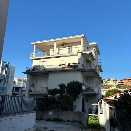 Vento Di Ponente Apartamento Gaeta Exterior foto